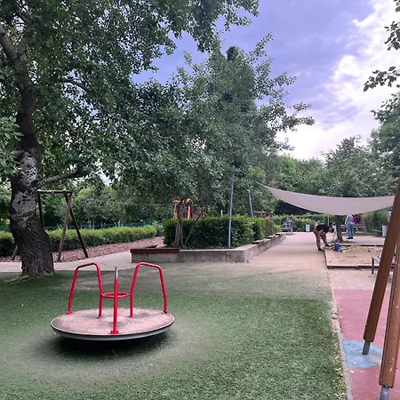 Garden Free Parking And Air Conditioning Βίλα