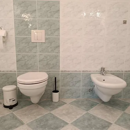 Garden Free Parking And Air Conditioning Budapeszt