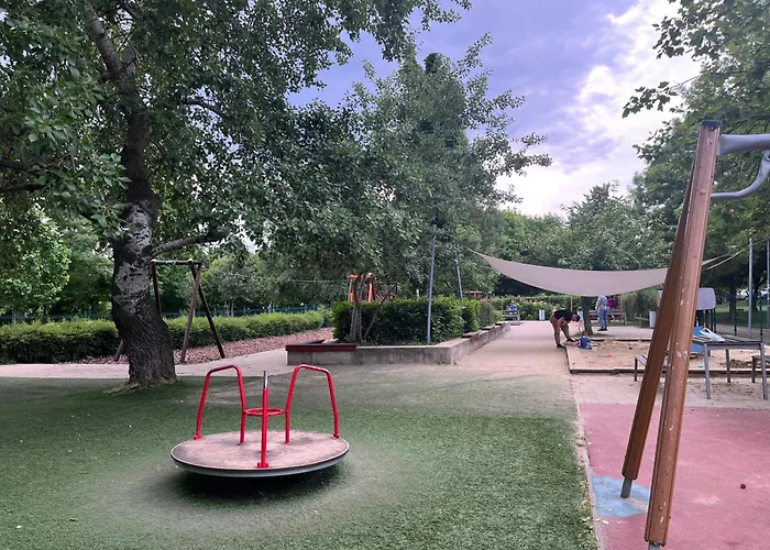 Garden Free Parking And Air Conditioning Willa