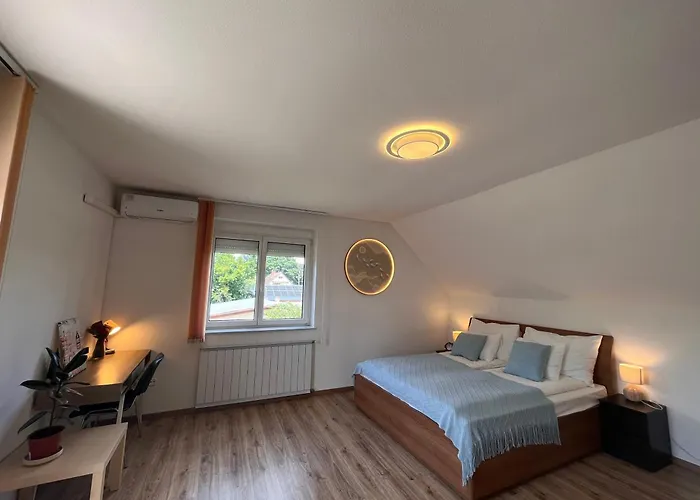 Garden Free Parking And Air Conditioning Budapesta