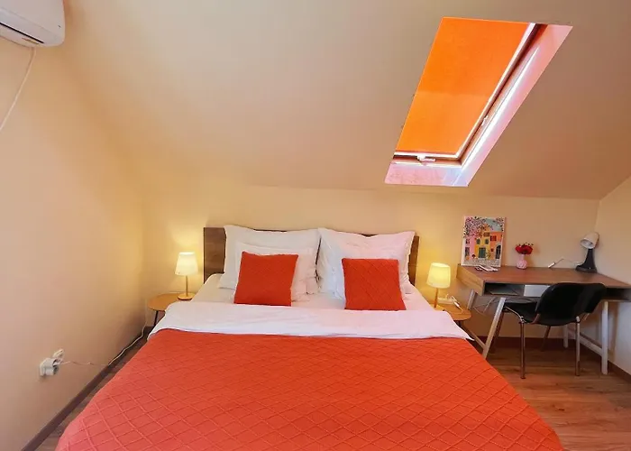 Villa Garden Free Parking And Air Conditioning