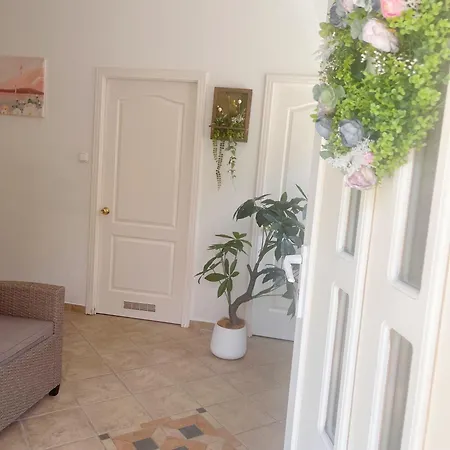 Garden Free Parking And Air Conditioning 布达佩斯