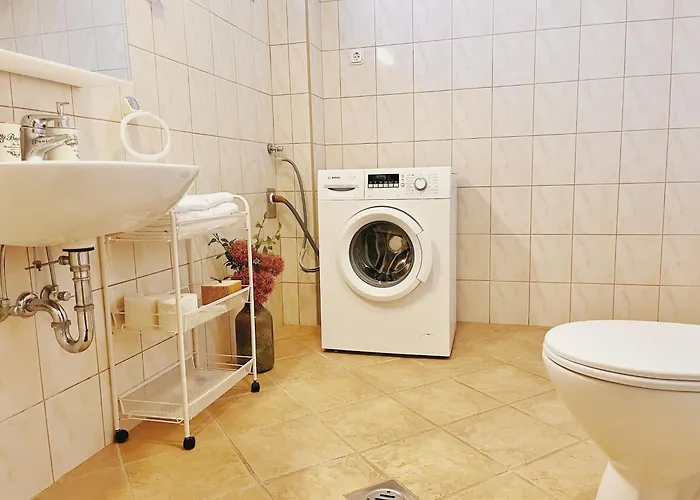 Garden Free Parking And Air Conditioning Vila *