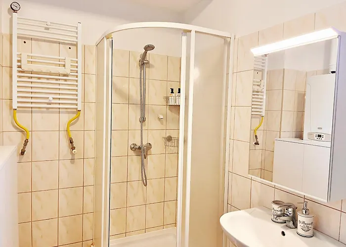 Vila Garden Free Parking And Air Conditioning *